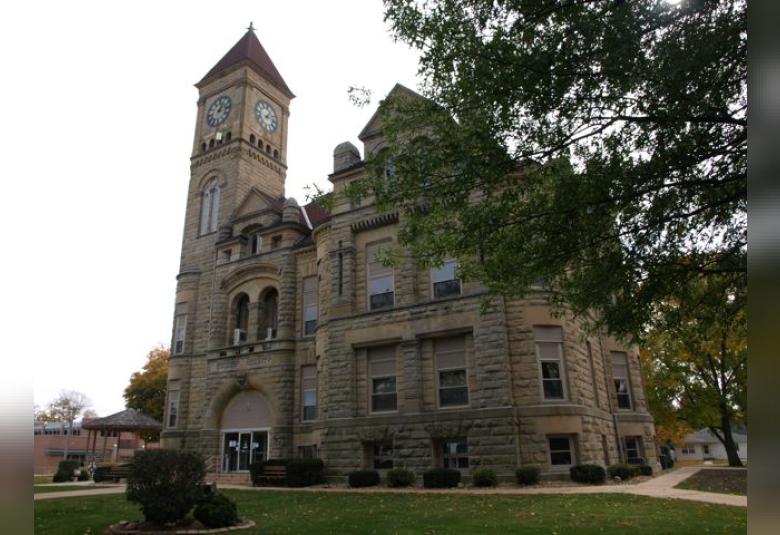 Grundy County Courthouse. Which houses the Auditor’s Office and where the Board of Advisors meet. Taken from courthouses.co